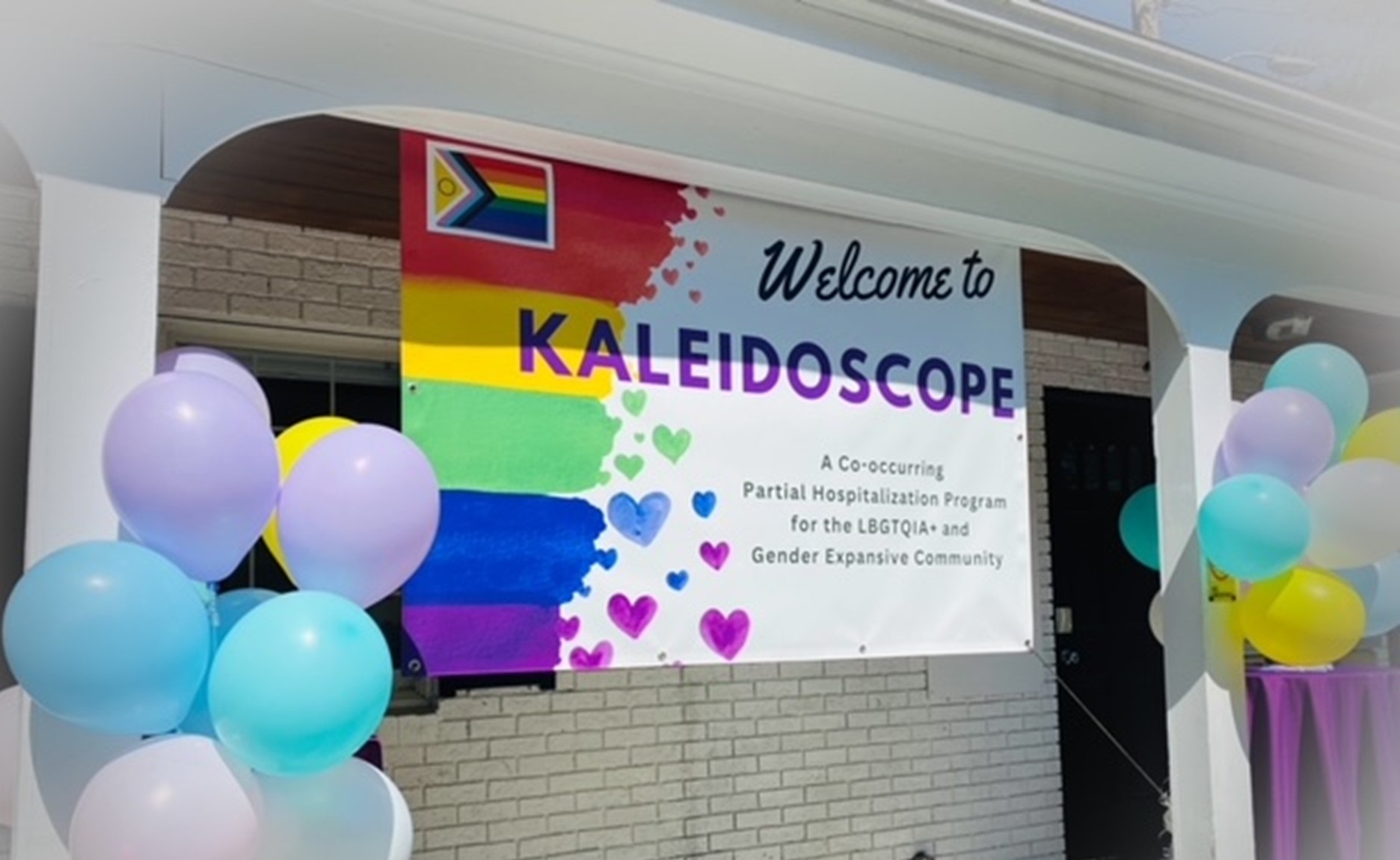 11_Kaleidoscope_outdoor-banner